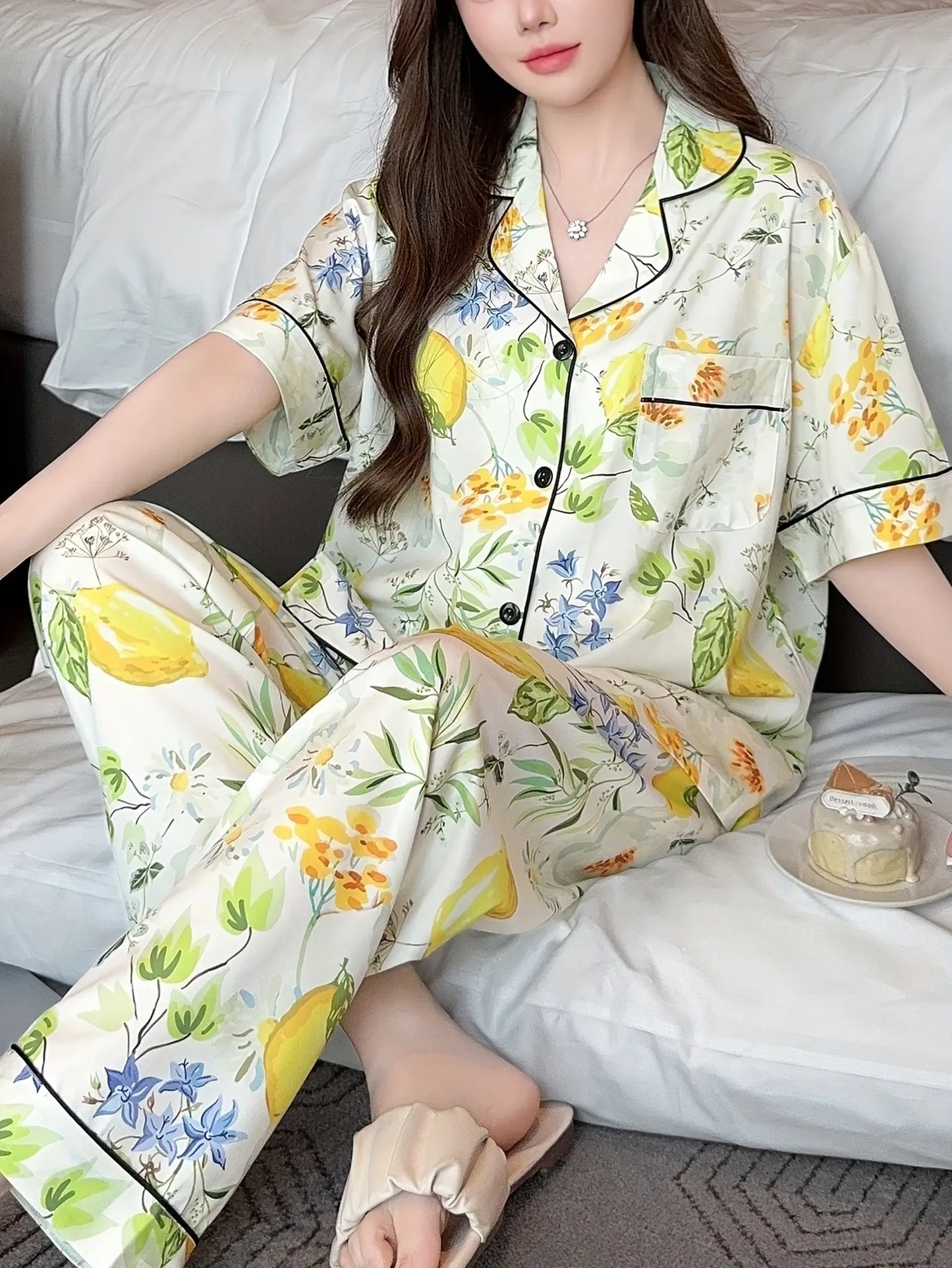 Elegant Floral Print Pajama Set Short Sleeve (1)