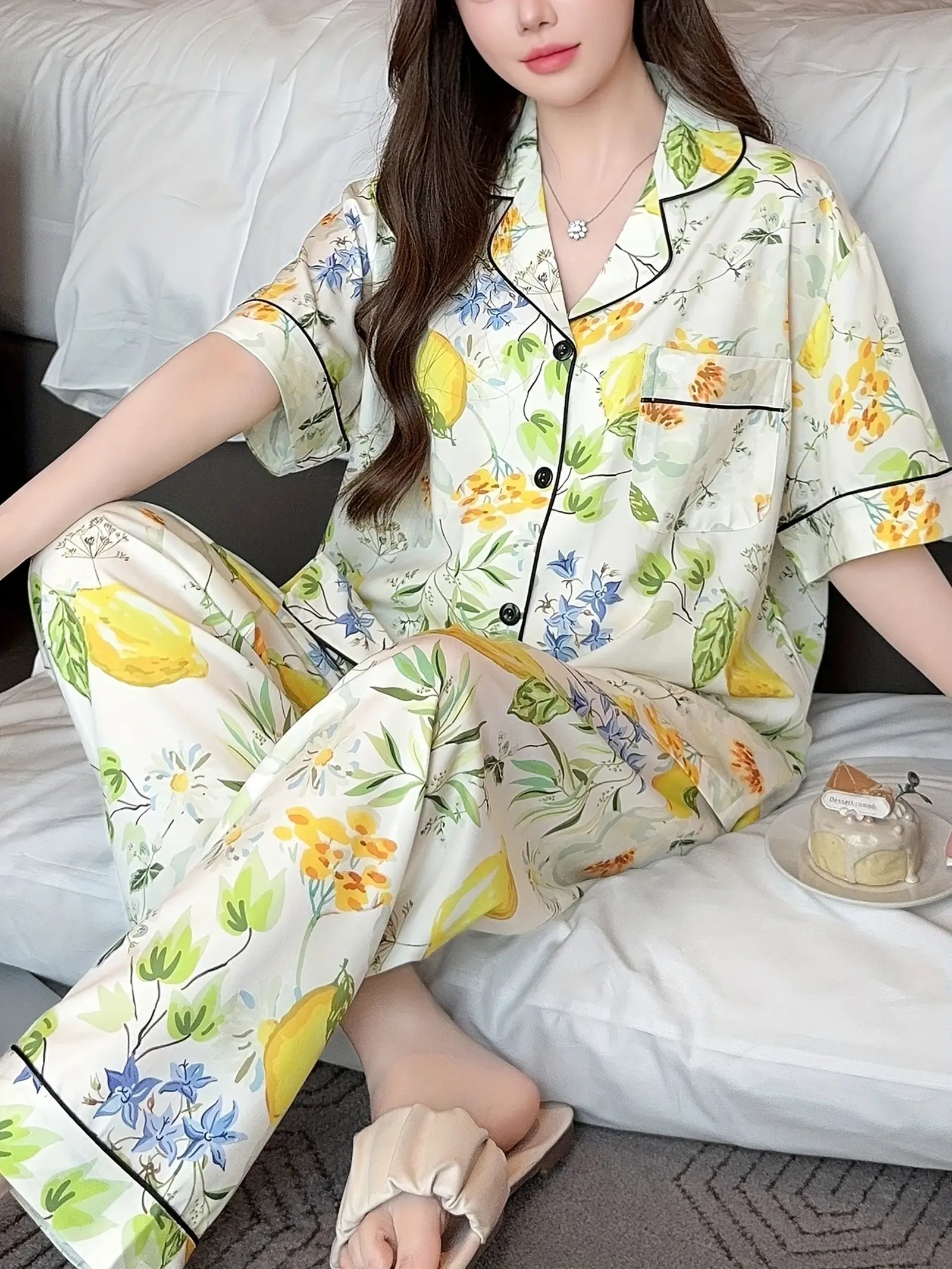 Elegant Floral Print Pajama Set Short Sleeve (1)