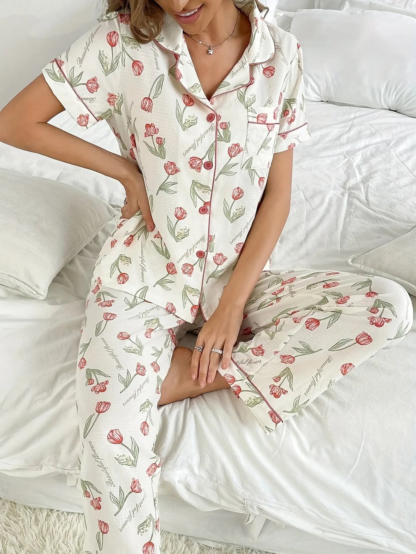 Comfortable Casual Wear Elegant Floral Print Pajama Set for Women (3)