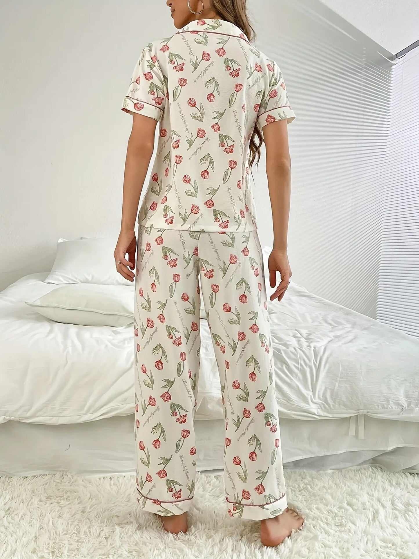 Comfortable Casual Wear Elegant Floral Print Pajama Set for Women (1)