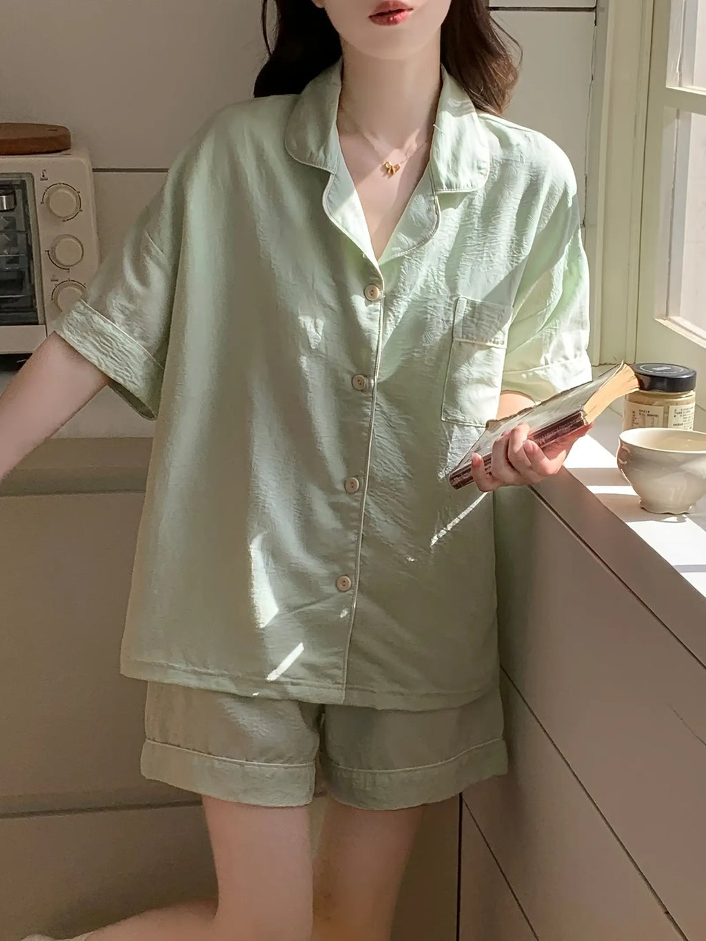 Green Loose Large Size Fashion Simple Collar Pajamas (2)