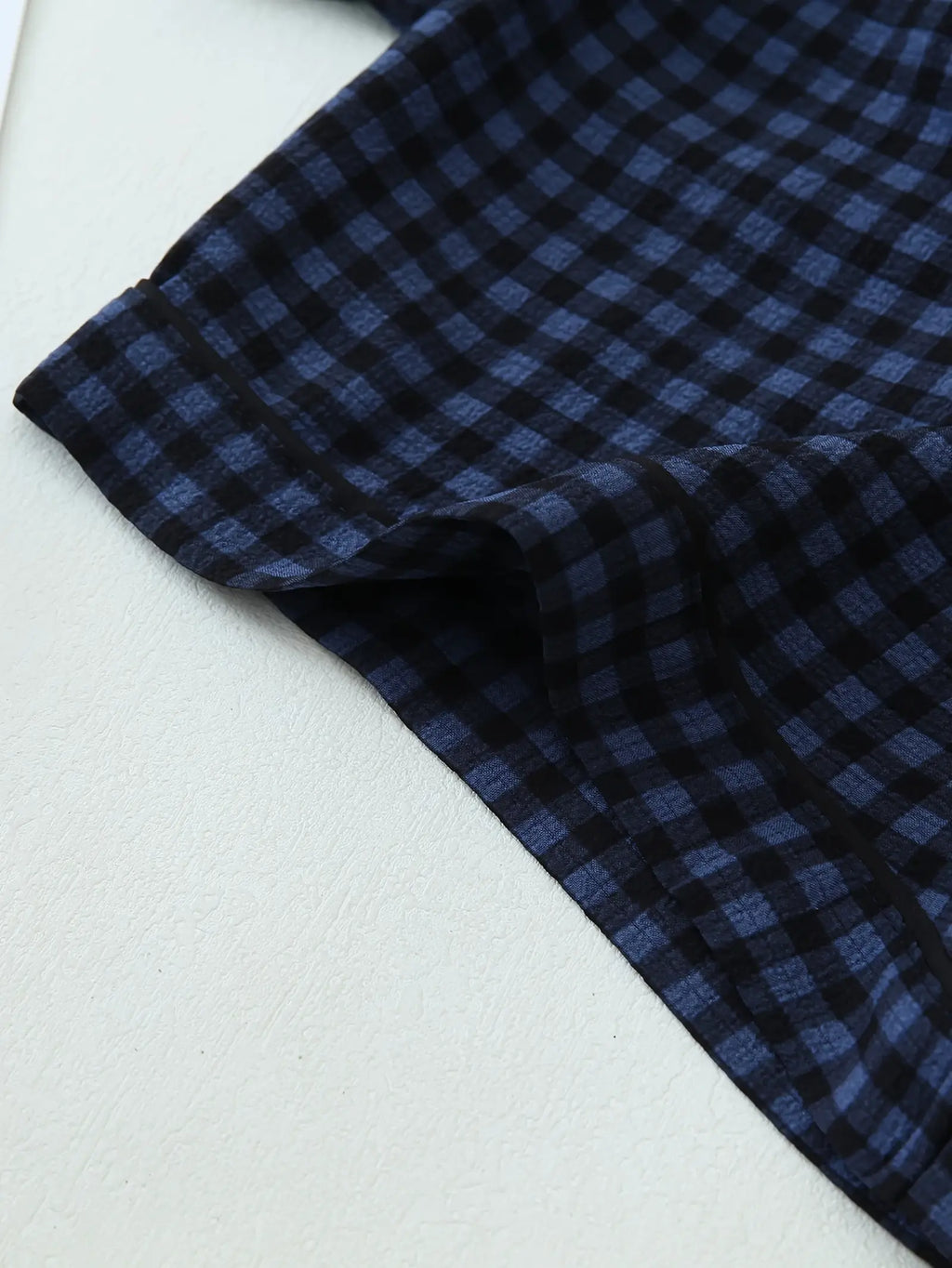 Cozy Checkered Pattern Pajama Set (2)