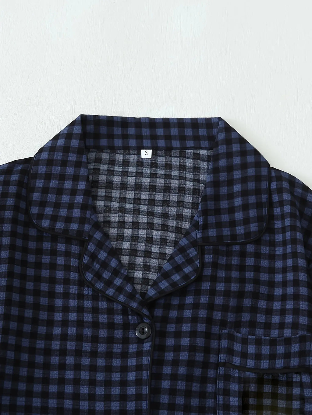 Cozy Checkered Pattern Pajama Set (4)