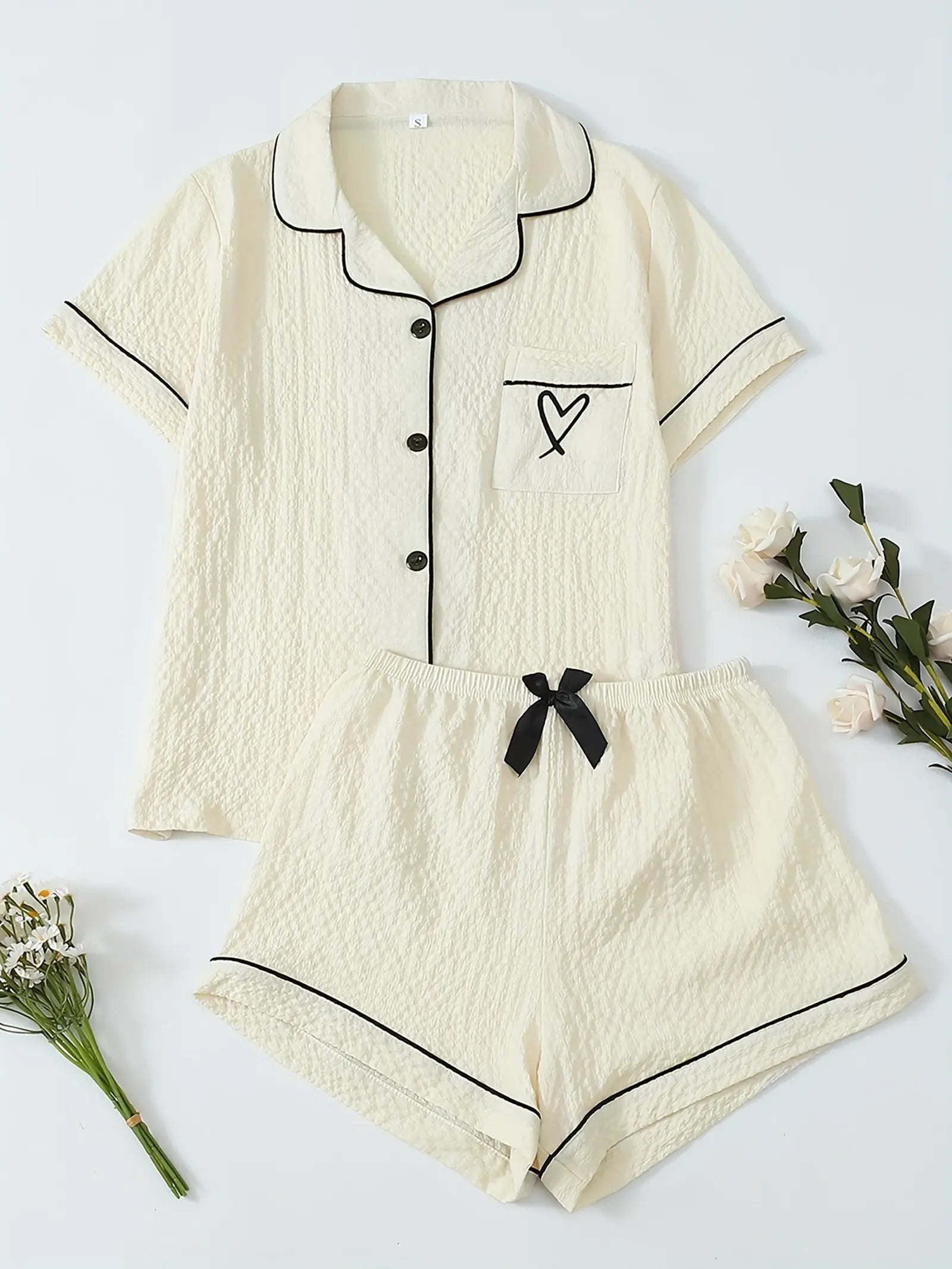 Heart-Shaped Embroidery Simple Pajamas Set (1)