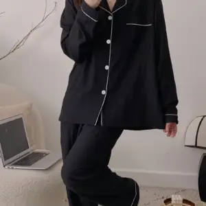 Spring and Autumn Solid Color Simple Pajama Set